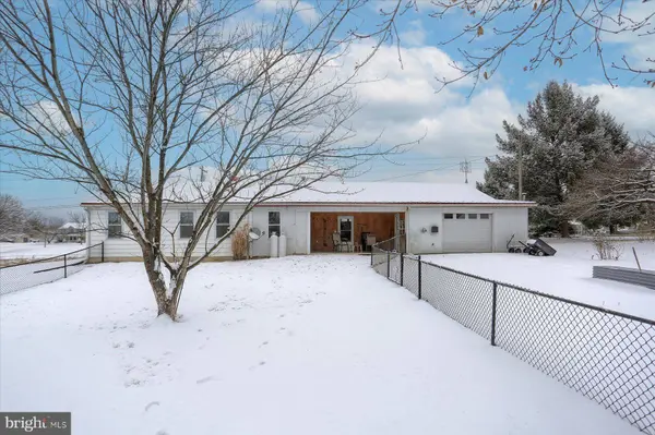 170 OAK HILL RD, Carlisle, PA 17015