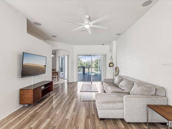 6610 CARRINGTON SKY DR, Apollo Beach, FL 33572