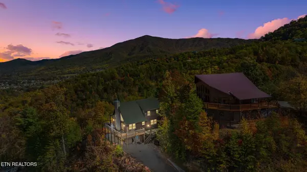 3209 Grouse Ridge LN, Sevierville, TN 37862