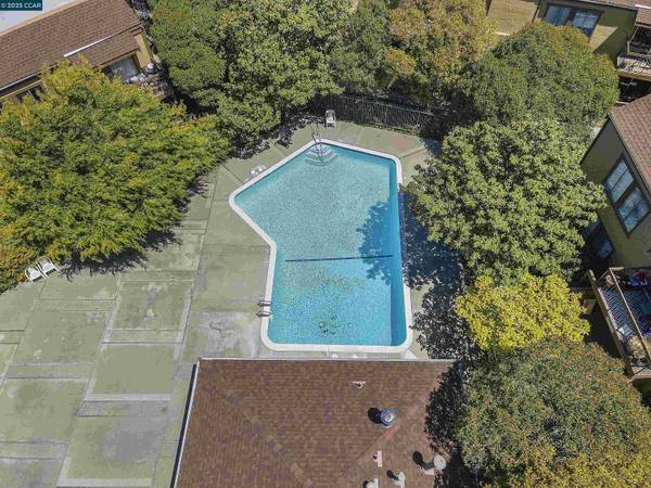 5319 Ridgeview Cir #3, El Sobrante, CA 94803