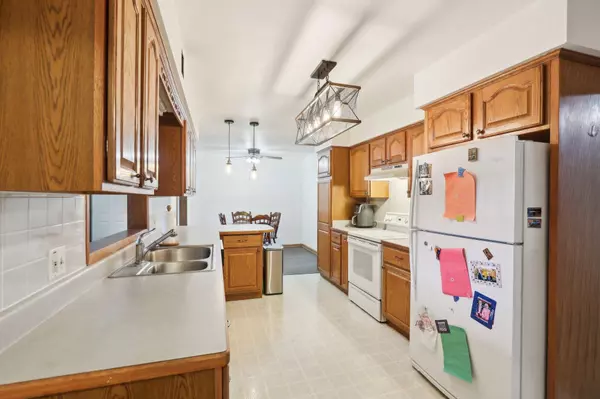 6509 Linden Circle, Windsor, WI 53598