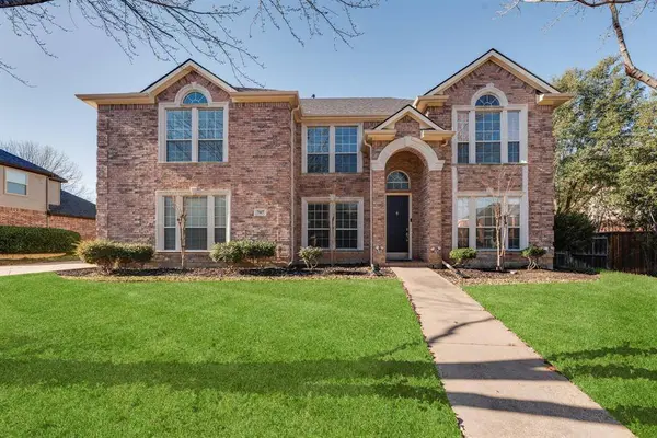 707 Ascot Park Drive, Mansfield, TX 76063