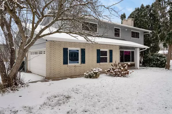 3599 Carncross Drive, Mcfarland, WI 53558