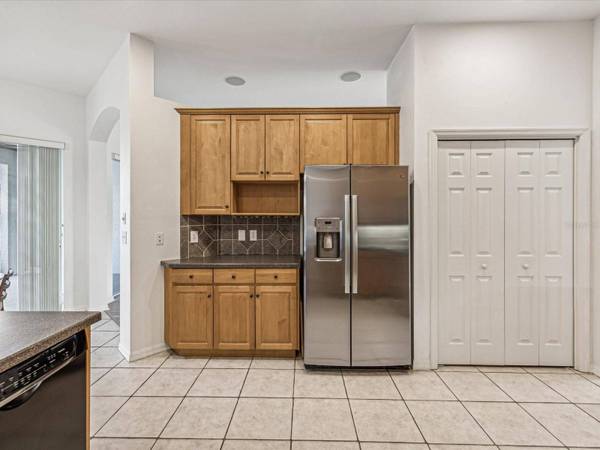 6610 CARRINGTON SKY DR, Apollo Beach, FL 33572