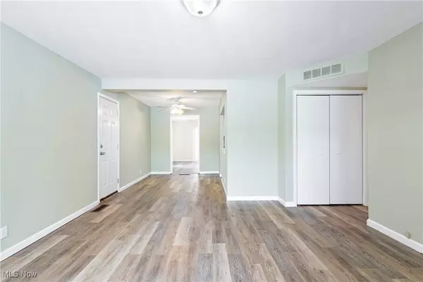 542 Iroquois TRL, Willoughby, OH 44094