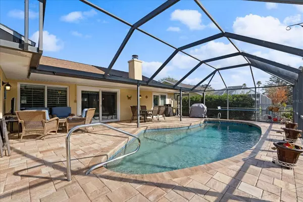 10 OCEAN PINES DR, Ormond Beach, FL 32174