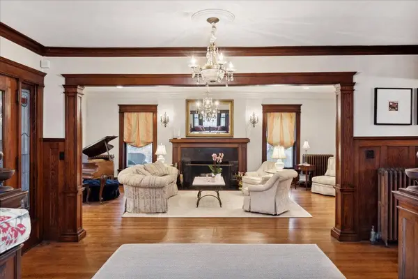 730 Lake AVE, Wilmette, IL 60091