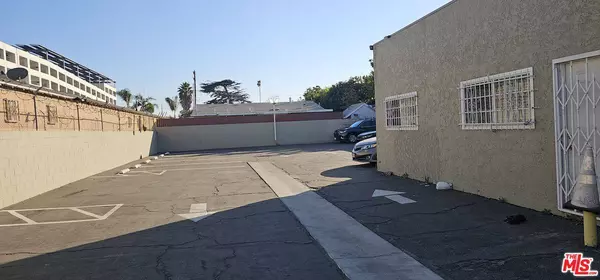 4060 W Century Blvd, Inglewood, CA 90304