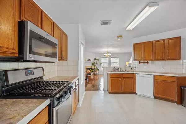 1431 Seafield DR, Channelview, TX 77530