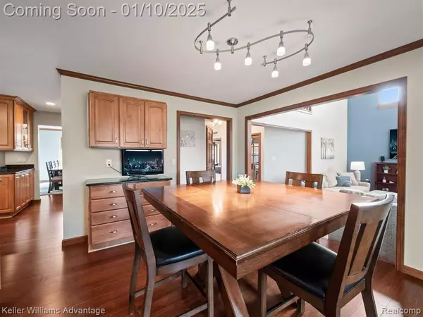 22145 Daleview Drive, Novi, MI 48374