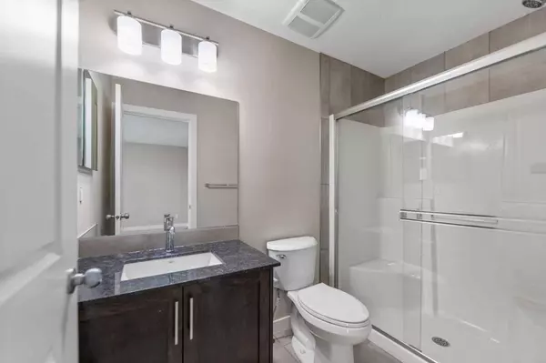 833 Nolan Hill BLVD NW, Calgary, AB T3R 0V9