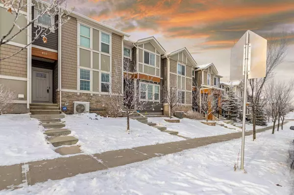 833 Nolan Hill BLVD NW, Calgary, AB T3R 0V9