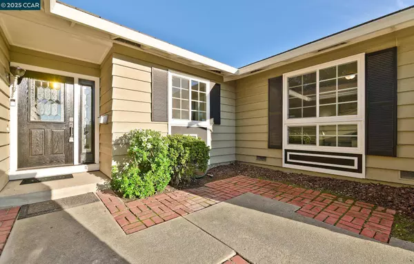 860 Niagara Ct, Concord, CA 94518