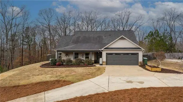 204 Autumn WAY, Opelika, AL 36804