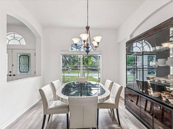 6610 CARRINGTON SKY DR, Apollo Beach, FL 33572