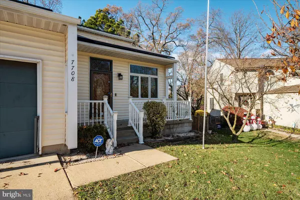 7708 WOODLAWN AVE, Pasadena, MD 21122