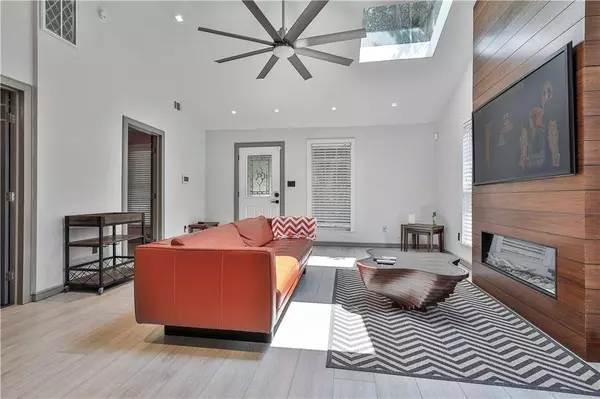 1634 Tallulah ST, Atlanta, GA 30318