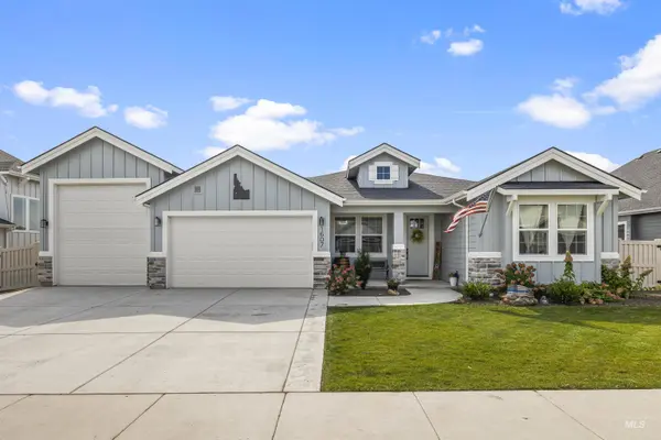 1607 Glencoe St, Middleton, ID 83644