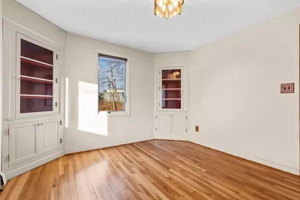 271 Florence Ave, Arlington, MA 02476