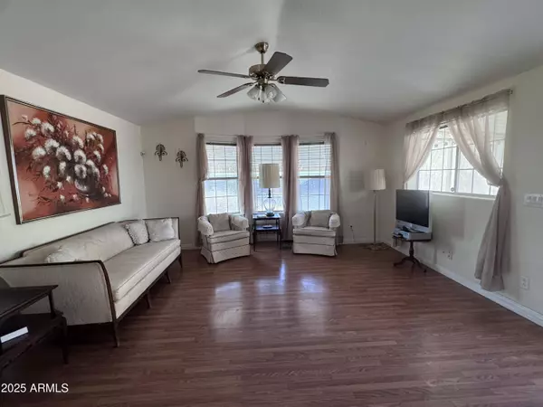 827 S 90TH Street, Mesa, AZ 85208