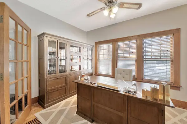 432 N Broadview St, Wichita, KS 67208