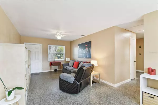 4504 W PAXTON AVE, Tampa, FL 33611