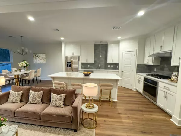 7258 Rolling Fork Rd, Baton Rouge, LA 70820