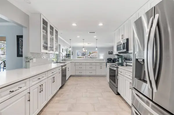 8009 BRIGHTON DR, Port Richey, FL 34668