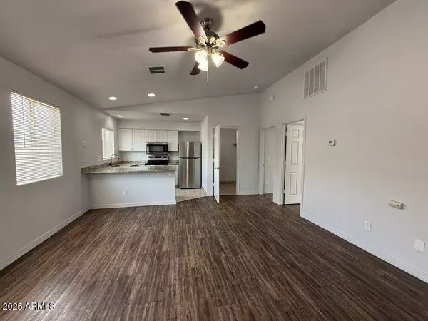 3324 W JACKSON Street, Phoenix, AZ 85009