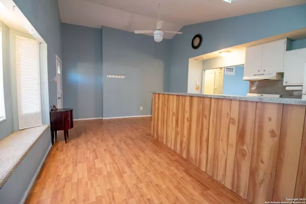 814 WEIZMANN ST, San Antonio, TX 78213-4647