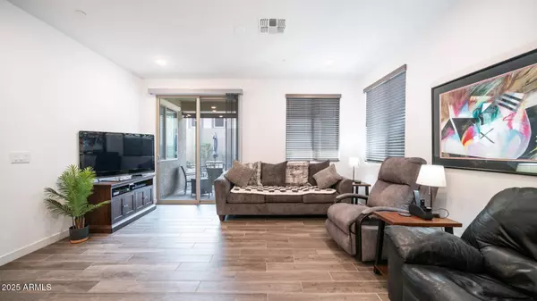 5356 N 205TH Drive, Buckeye, AZ 85396