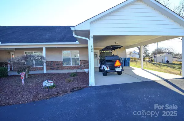 808 E Main ST, Maiden, NC 28650