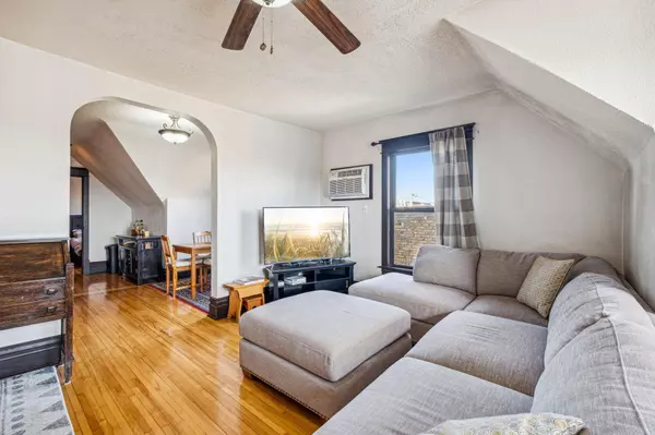 1934 Aldrich AVE S #D301, Minneapolis, MN 55403