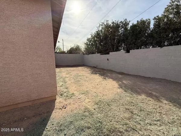 3324 W JACKSON Street, Phoenix, AZ 85009