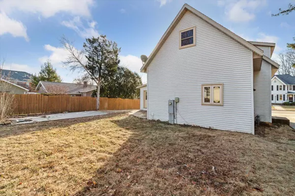 2015 8th Street, Monroe, WI 53566