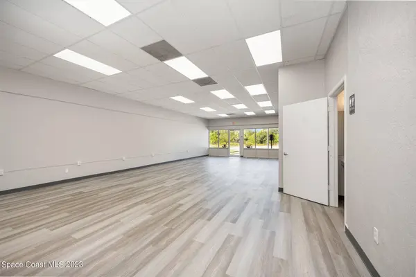 1332 Malabar RD SE, Palm Bay, FL 32907