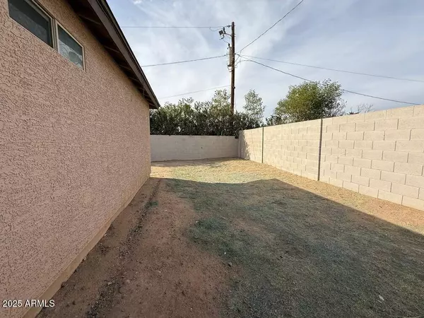 3324 W JACKSON Street, Phoenix, AZ 85009