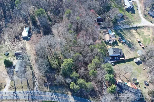 320 Fairgrove Church RD, Conover, NC 28613