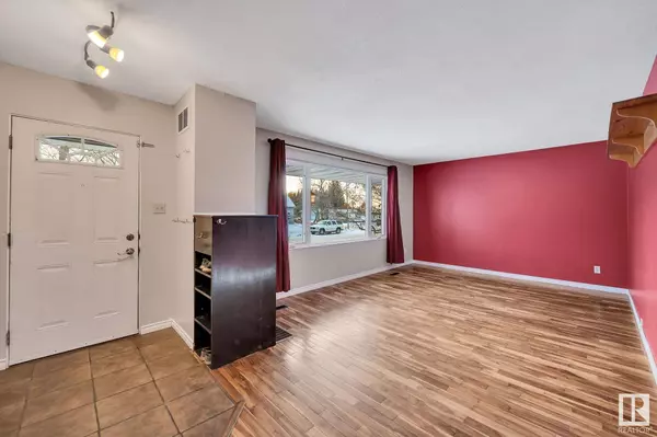 5132 54 AV, Tofield, AB T0B 4J0