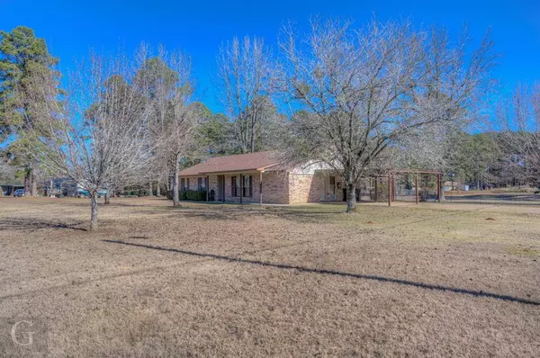 1129 Oliver Road, Haughton, LA 71037