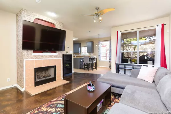 13606 TOPAZ LK, Helotes, TX 78023-3656