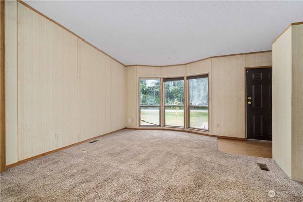 24705 152nd AVE E, Graham, WA 98338