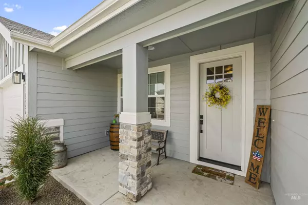 1607 Glencoe St, Middleton, ID 83644