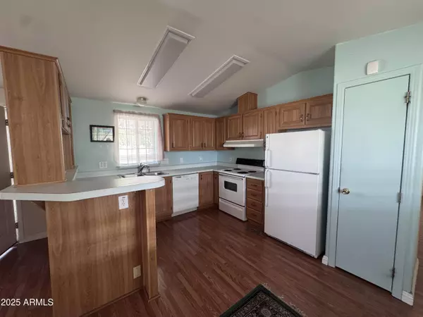 827 S 90TH Street, Mesa, AZ 85208