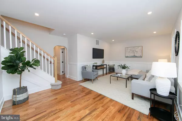 19 E PARK AVE, Haddon Township, NJ 08107