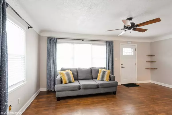 218 SW Des Moines Street, Ankeny, IA 50023