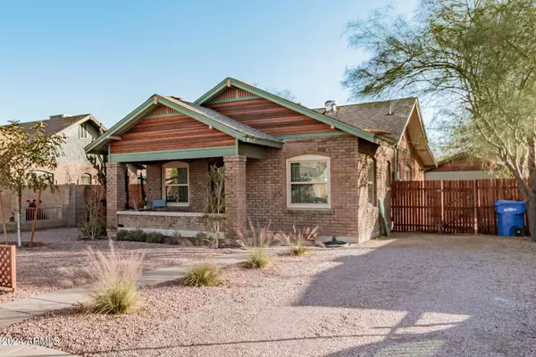 1815 N DAYTON Street, Phoenix, AZ 85006