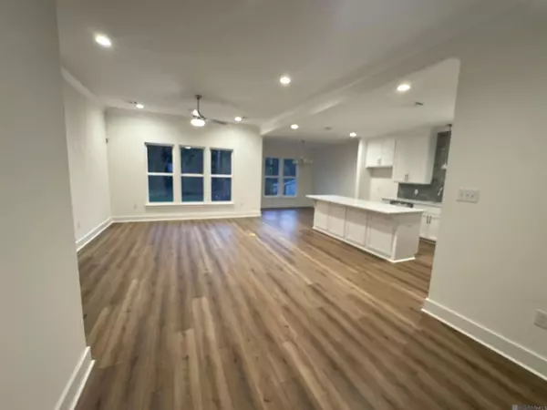 7258 Rolling Fork Rd, Baton Rouge, LA 70820