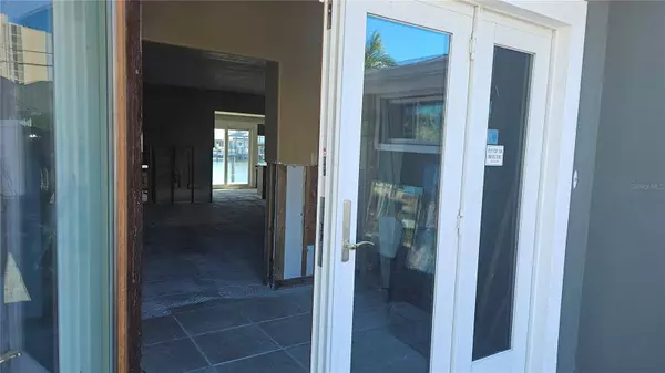 31 LEEWARD IS, Clearwater, FL 33767