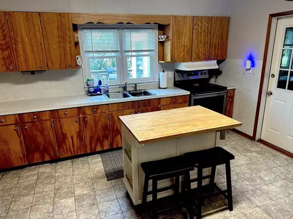 603 N Main Street, Stuart, IA 50250